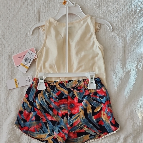 Juicy Couture Cream Top and Colorful Shorts Set - Picture 3 of 4